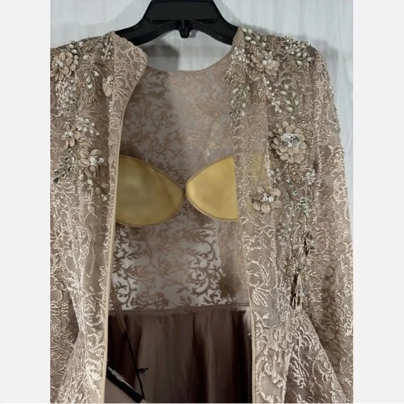 NWT $998 Mac Duggal [ 4 ] Floral Embellished Long Sleeve A-Line Gown Mocha‎ Pink - Picture 14 of 16